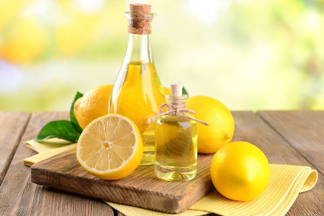 Lemon ether - the main thing to lighten the skin of the face